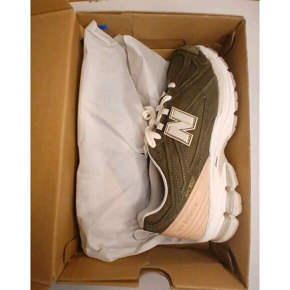 NIB New Balance Mens Sz 10 1906F Athletic Comfort Sneakers Green Beige Leather - Picture 14 of 16